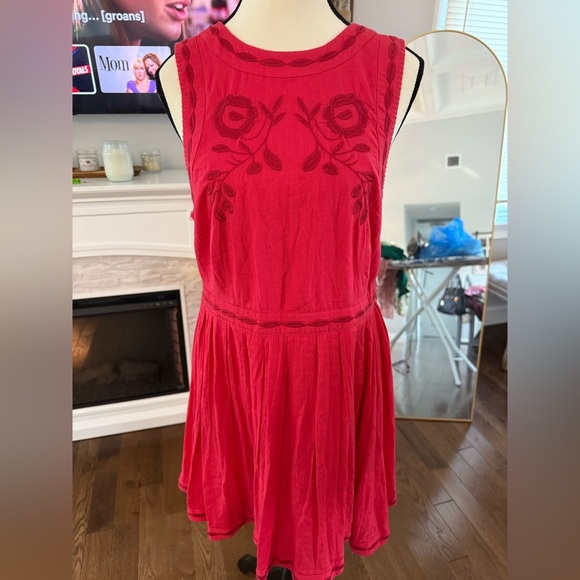 Free People Dresses & Skirts - BNWT Free People Birds of a Feather Red Embroidered Dress